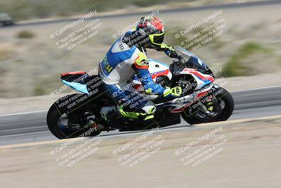 media/Jan-15-2026-Racers Edge (Thu) [[dfebeb70ab]]/2-A Group/Session 3 (Turn 15 Inside Pans)/